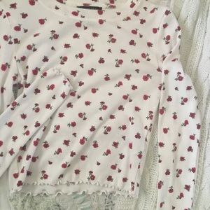 Trendy Floral Lettuce Edge Long Sleeve Croptop